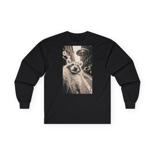Raccon in the accident Selfie - Unisex Ultra Cotton Long Sleeve Tee